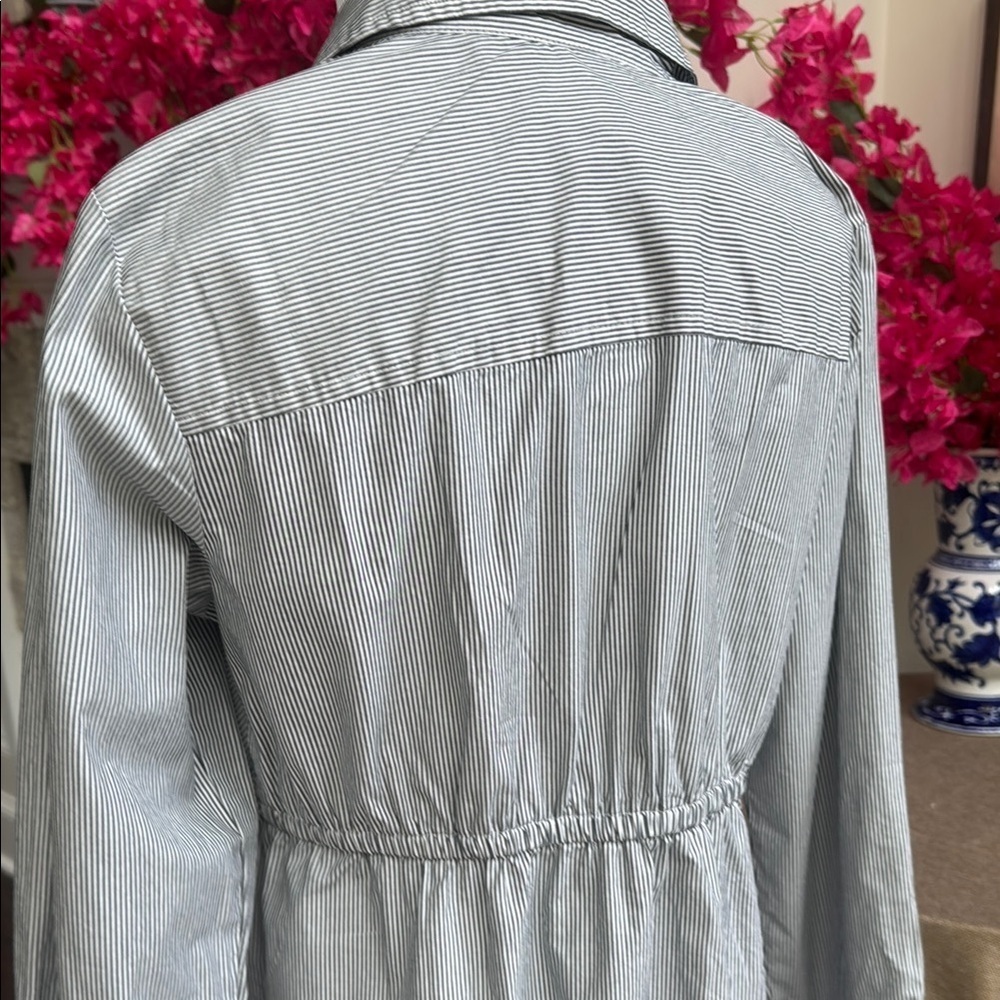 Gap Gray Striped Button-Down Maternity Dress Size… - image 3
